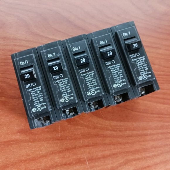 Cutler Hammer BR120 1-Pol 20 Amp 120V Circuit Breaker Lot of 5 - Picture 1 of 6